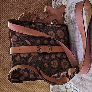 PATRICIA NASH CROSSBODY-RETIRED